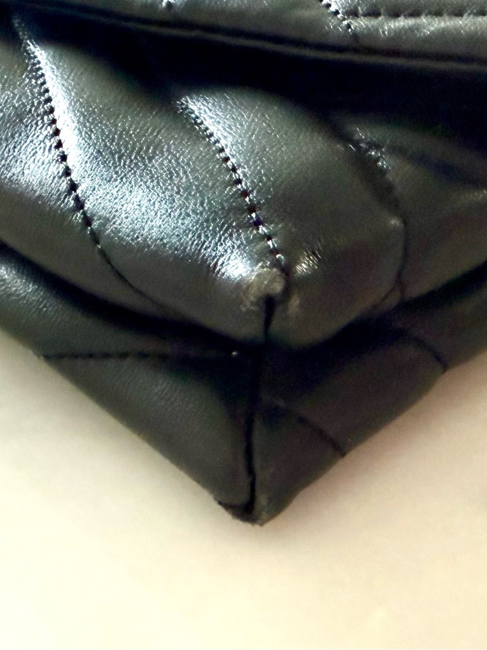 Tory Burch Kira Chevron in Black - Picture 4 of 7
